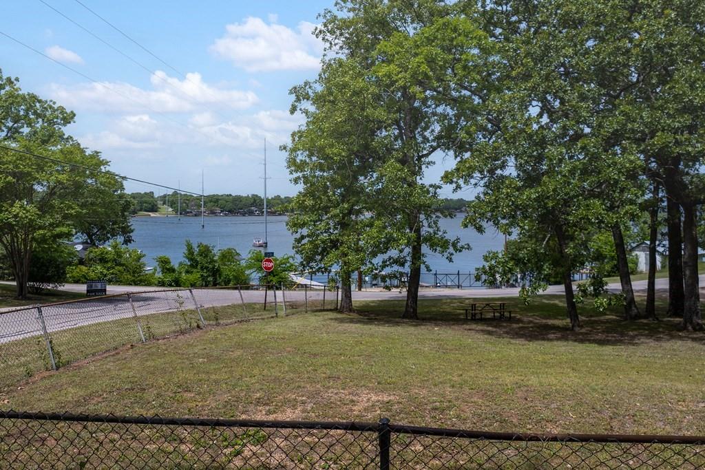 Cedarcrest Shores - Residential