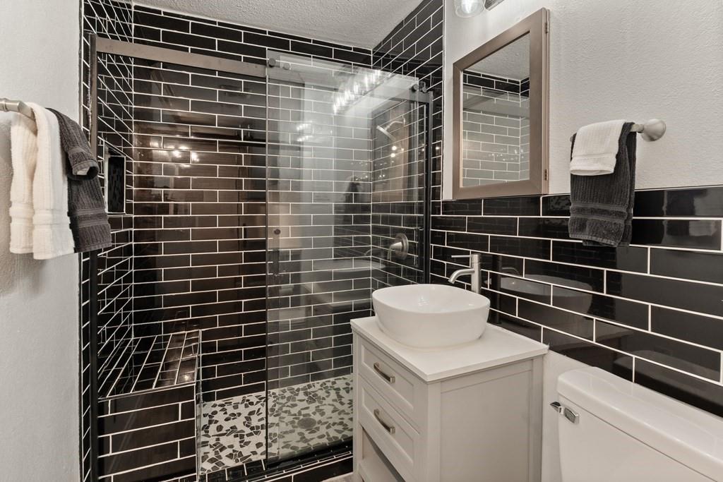 Cedarcrest Shores - Residential