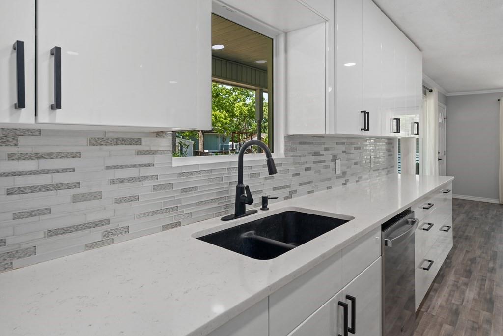 Cedarcrest Shores - Residential