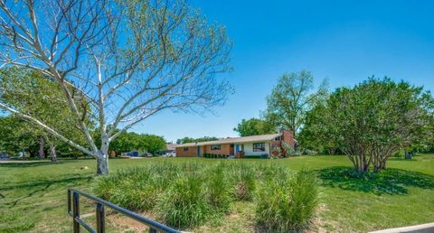 606 Cain Street, Lake Dallas, TX 75065 - #: 20911405