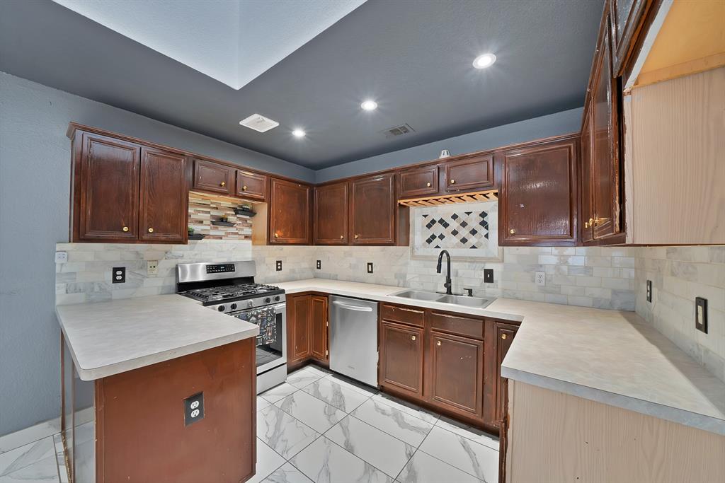 Parkway Place - Residential