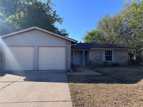 Photo of 1506 Clearbrook Street, Lancaster, TX 75134 (MLS # 21091727)