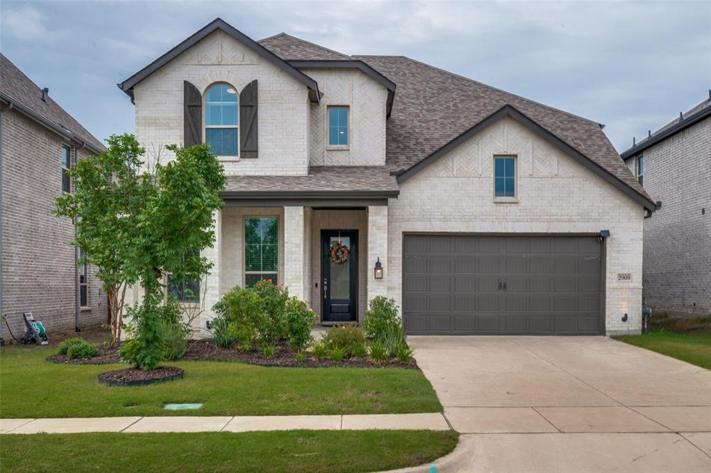 2909 Black Walnut Street
