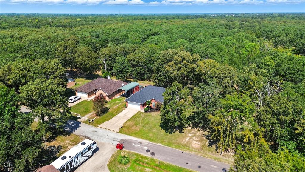 332 Comanche Trail