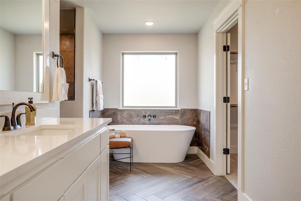 Greyhound Lndg - Residential