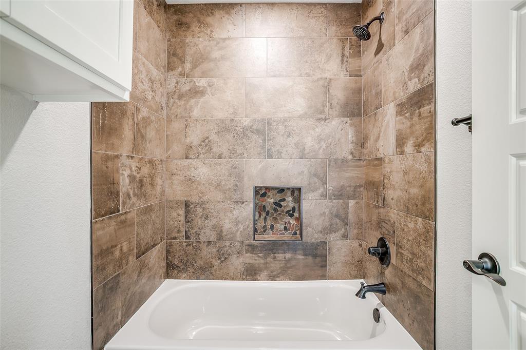 Greyhound Lndg - Residential