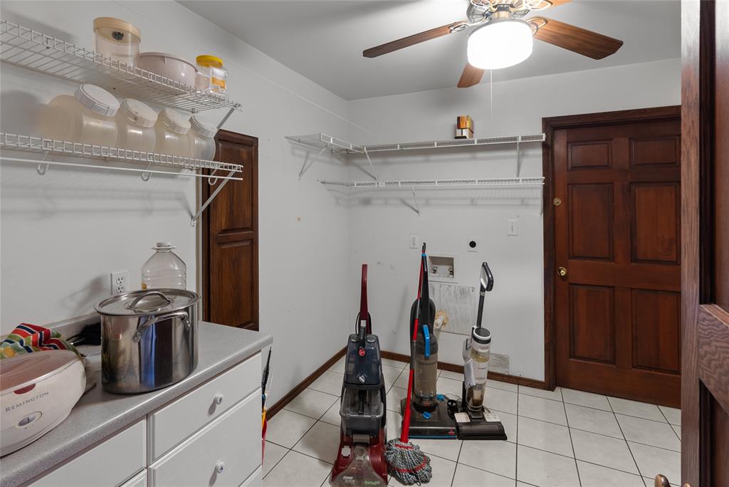 0 - Commercial Lease