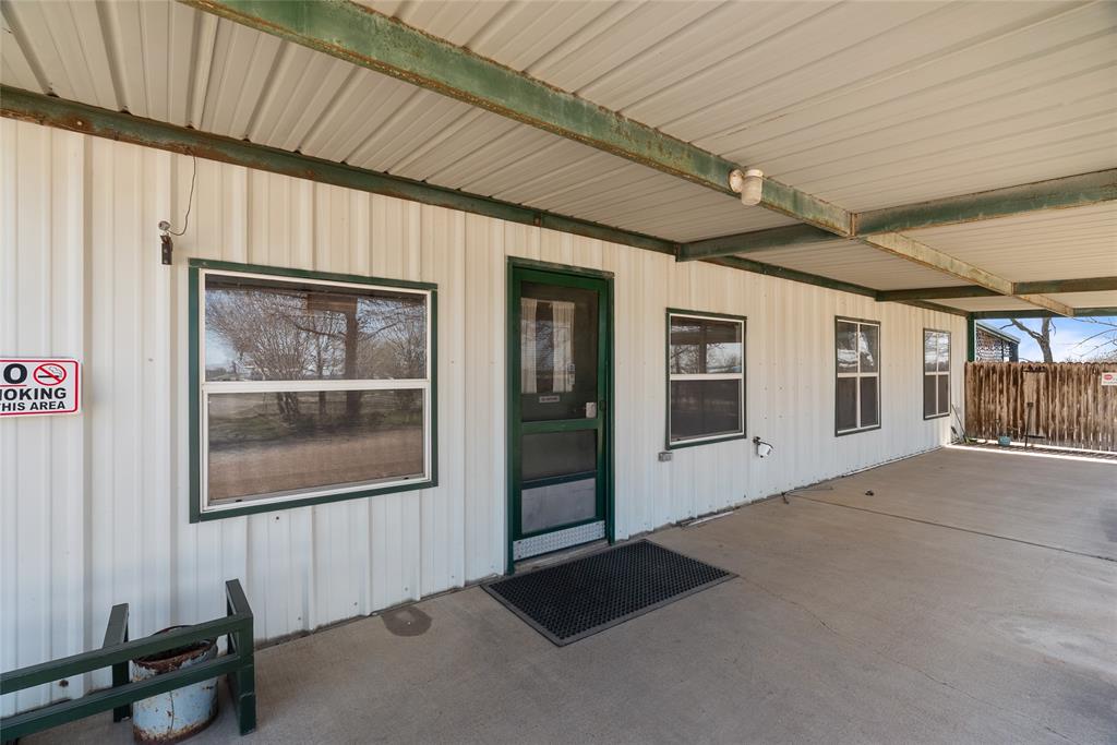 0 - Commercial Lease