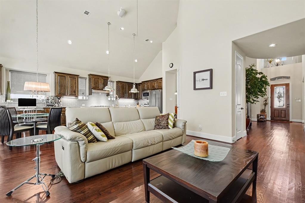 1513 Snowberry Drive