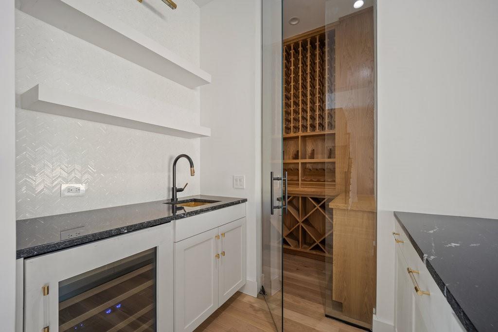 Forest Hills Res - Residential