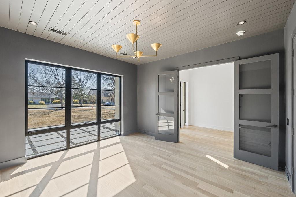 Forest Hills Res - Residential