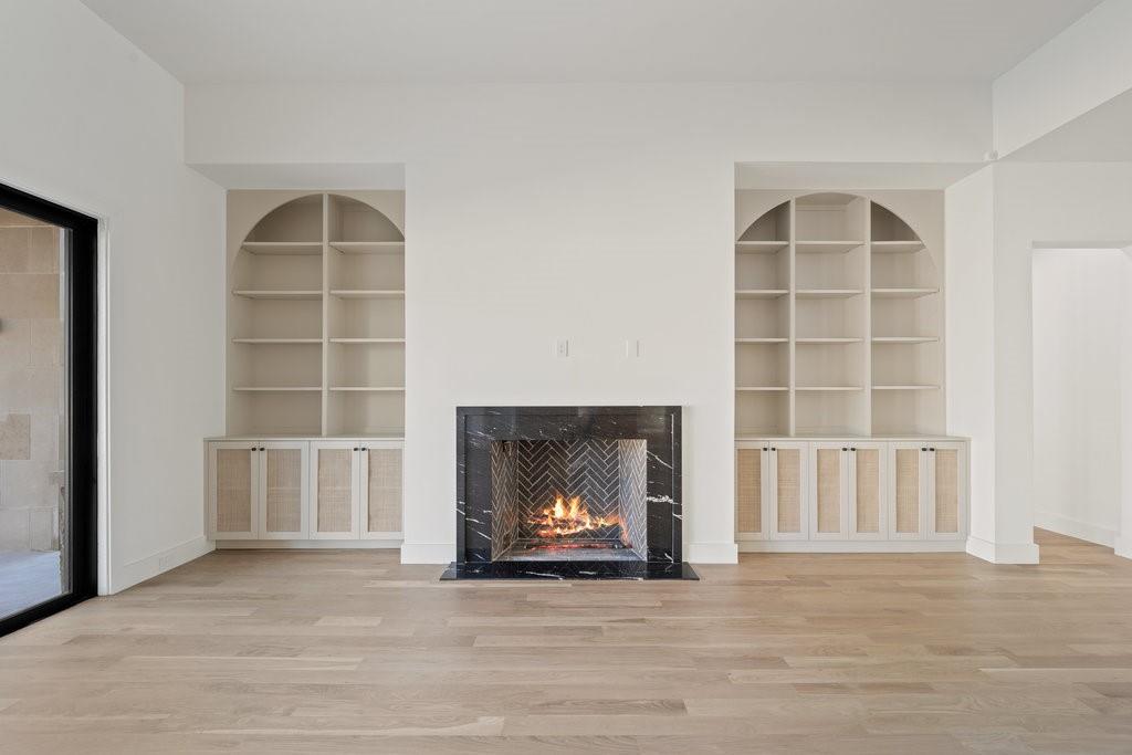 Forest Hills Res - Residential