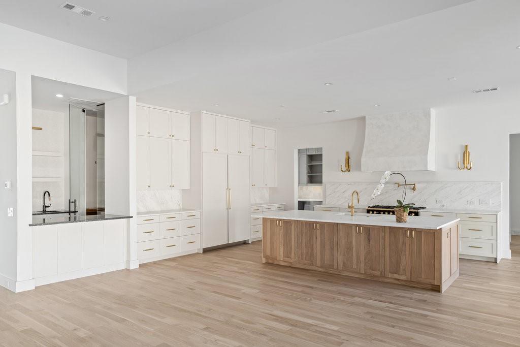 Forest Hills Res - Residential