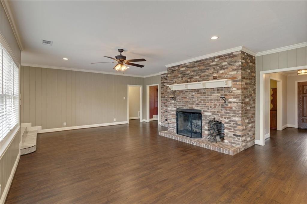 JONES ELIZABETH - Residential