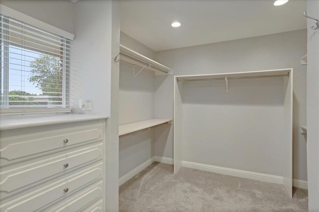 JONES ELIZABETH - Residential