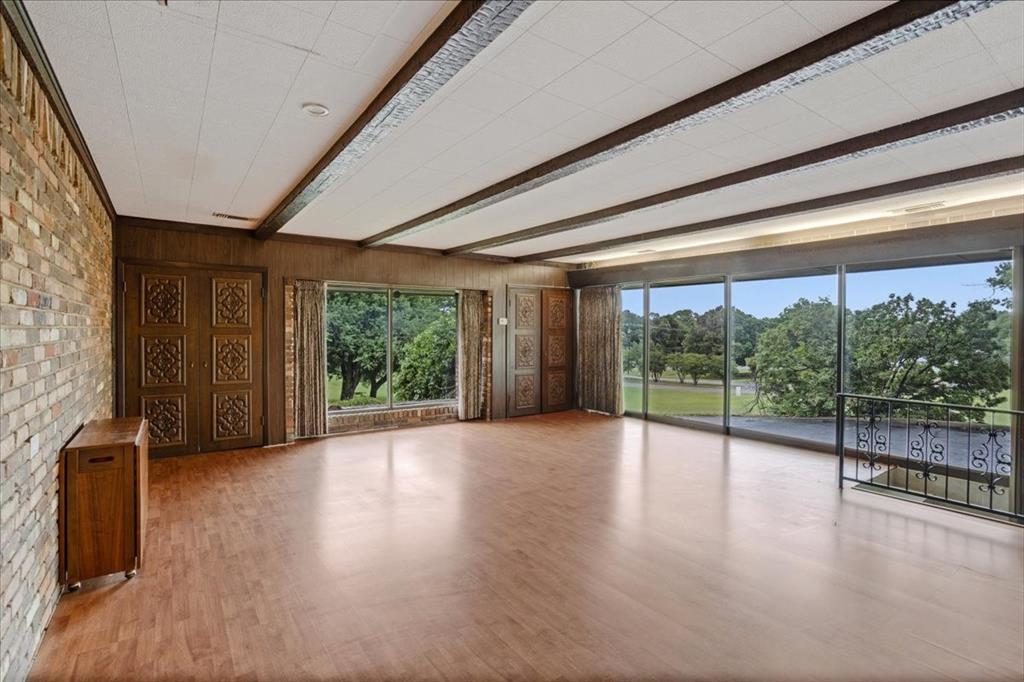 JONES ELIZABETH - Residential