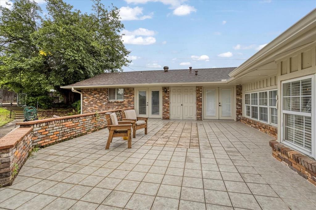 JONES ELIZABETH - Residential