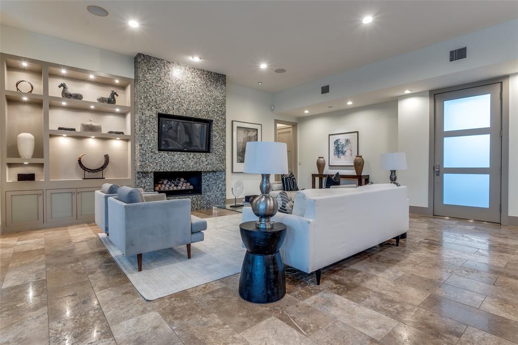 Lake Forest Ph G-R3 - Residential