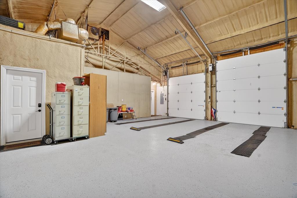 Fox Lane Xing - Residential