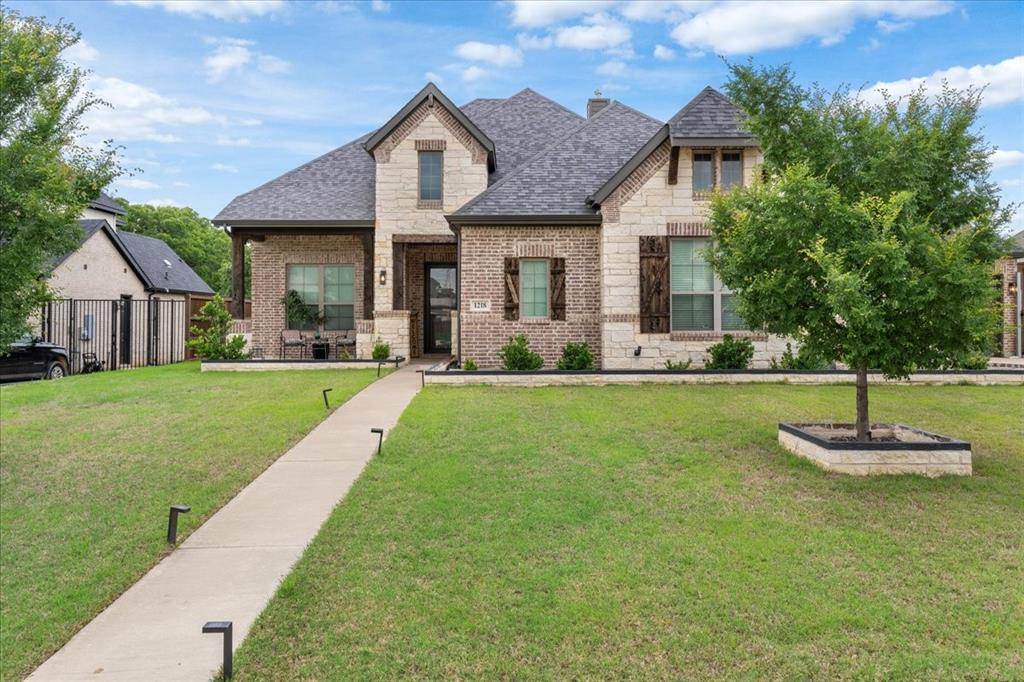 1218 Woodside Drive