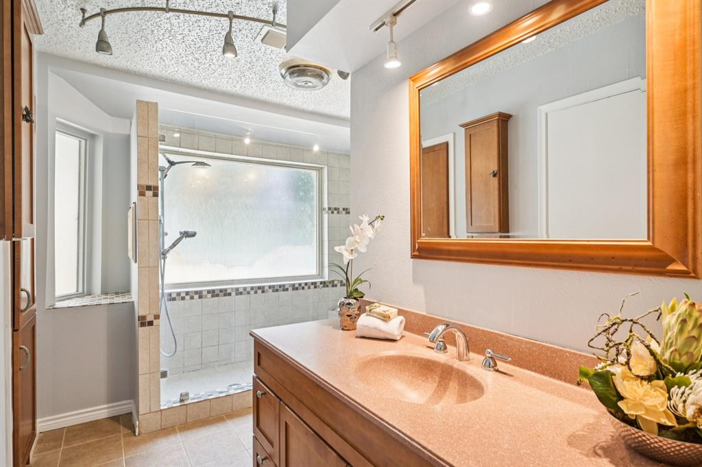 Creek Wood Estates - Residential