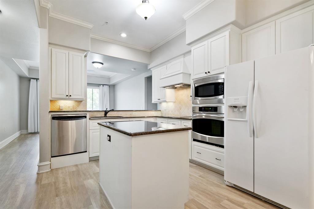 301 Watermere Drive 212
