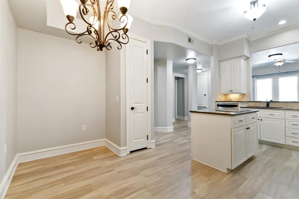 301 Watermere Drive 212