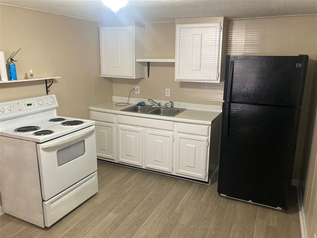 Bbb & Crr - Residential Lease