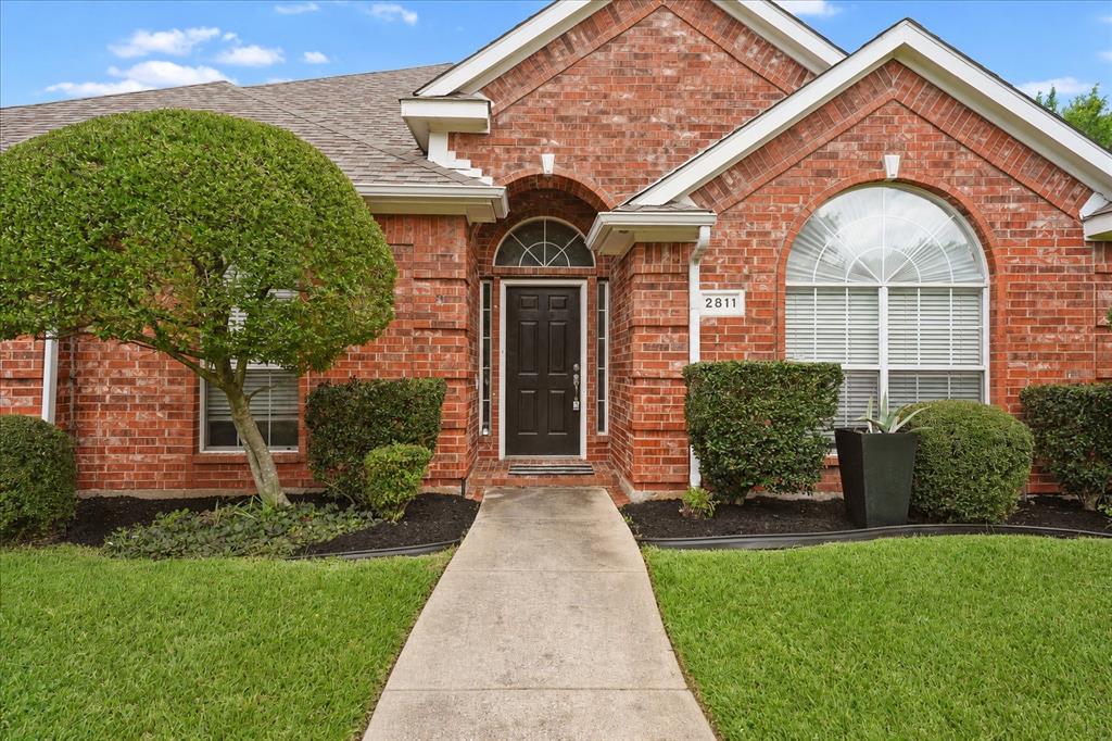 2811 Ashbury Drive