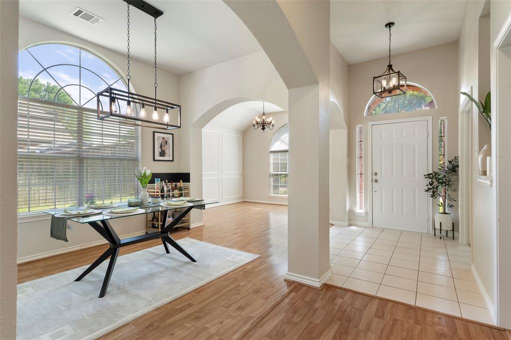 2811 Ashbury Drive