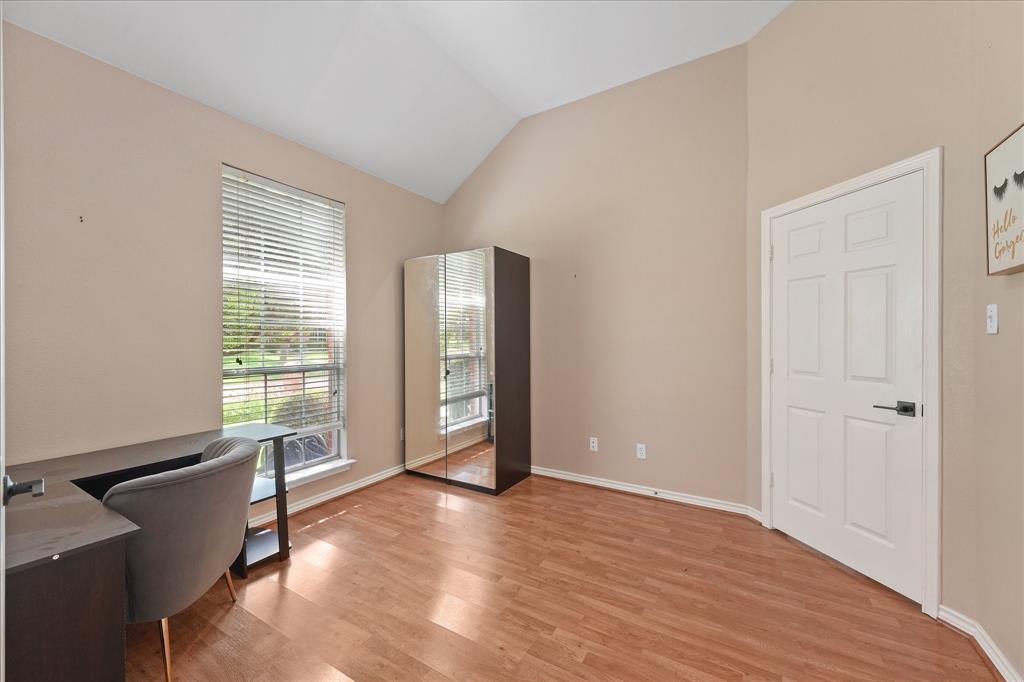 2811 Ashbury Drive