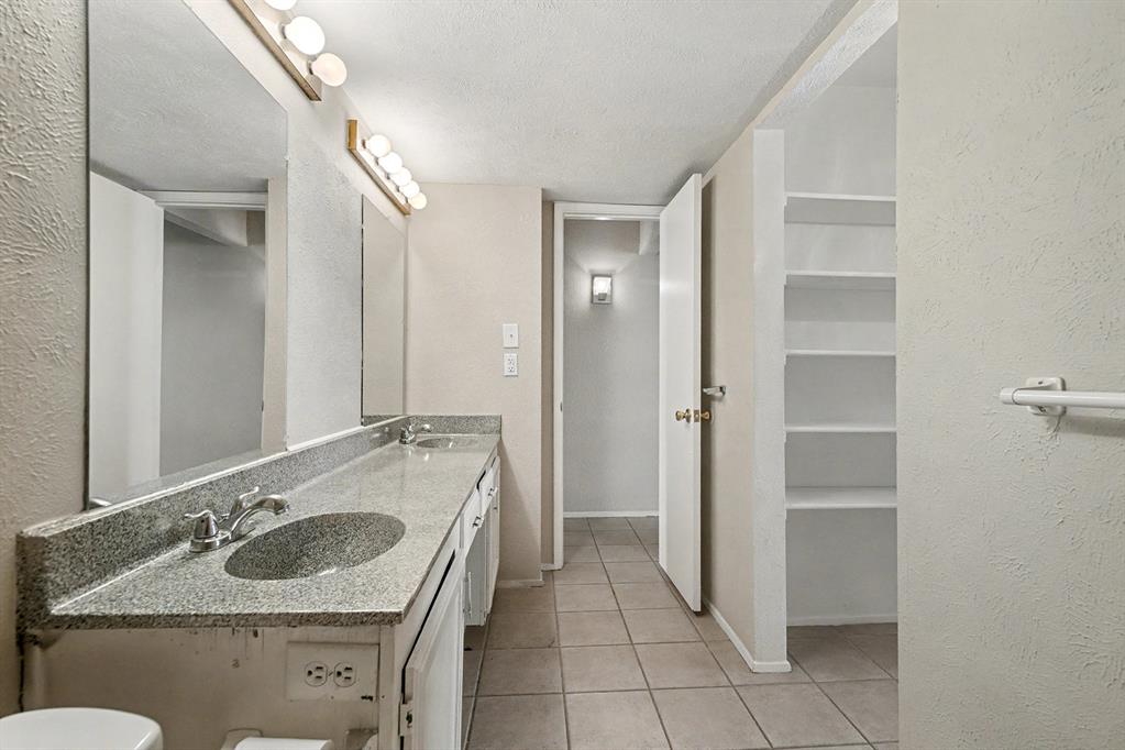 Park Square Rev - Residential Lease