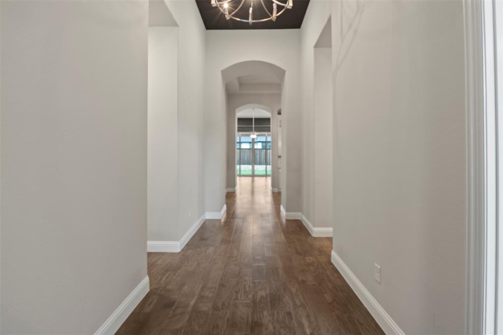 1112 Diamond Leaf Road