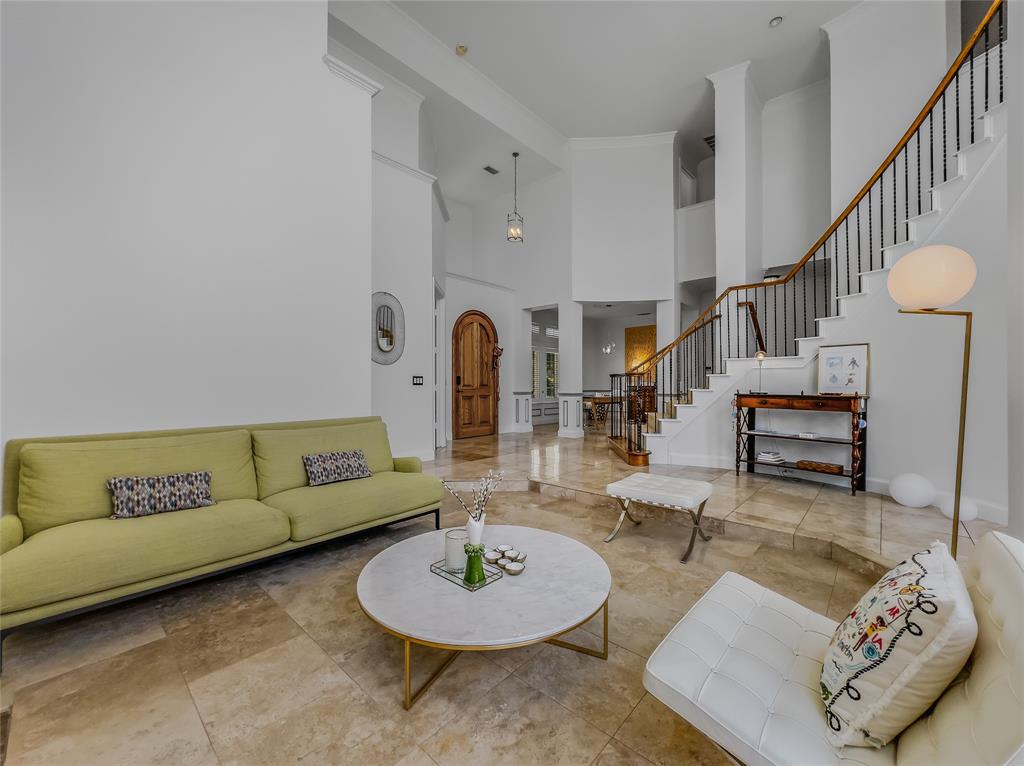 5725 Meadowhaven Drive