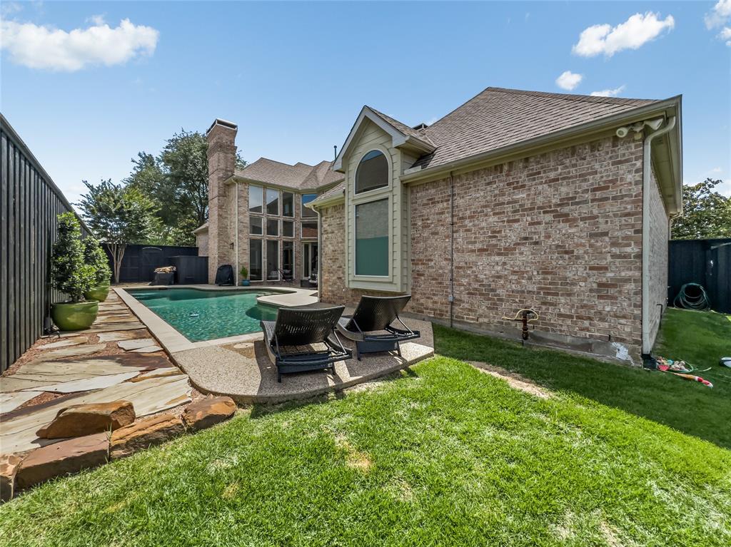 5725 Meadowhaven Drive
