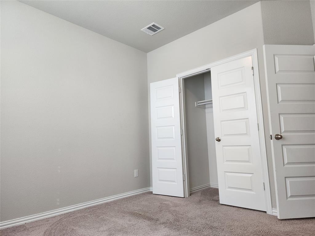 Valencia On The Lake - Residential