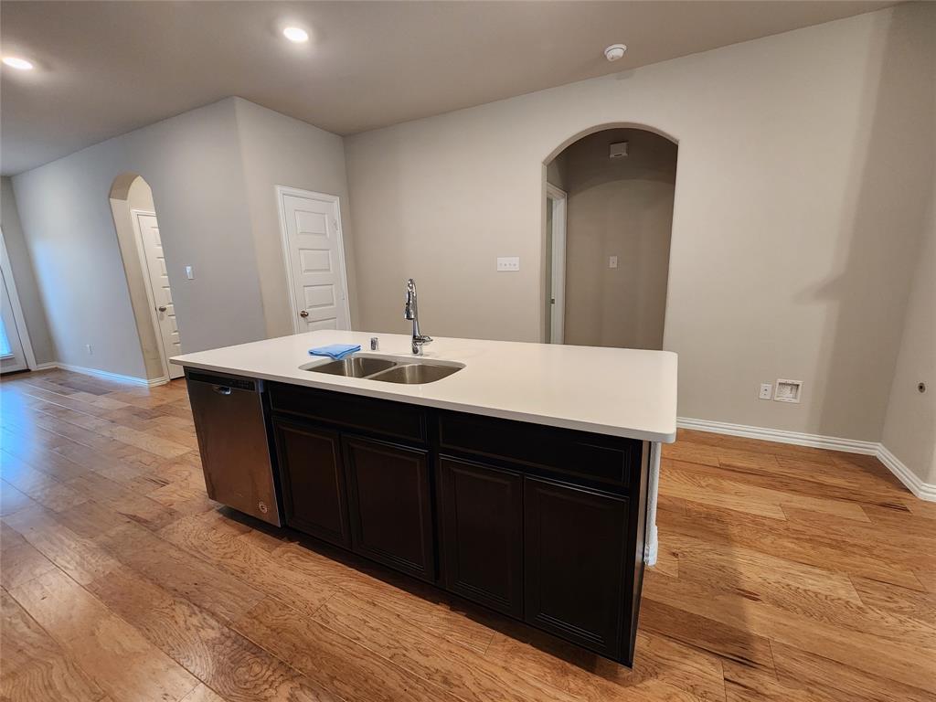 Valencia On The Lake - Residential