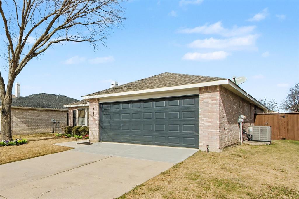 2213 Bradford Pear Drive