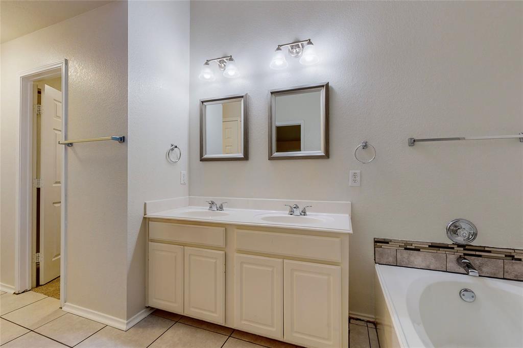 Villages Of Woodland Spgs - Residential Lease