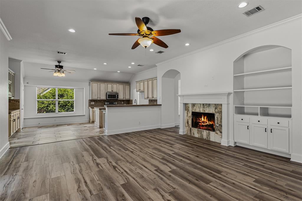 1365 Calistoga Drive