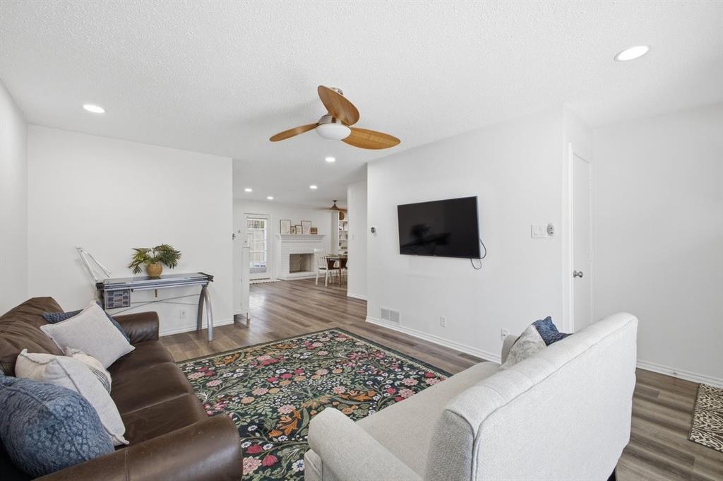 Indian Crk #2 Condo - Residential