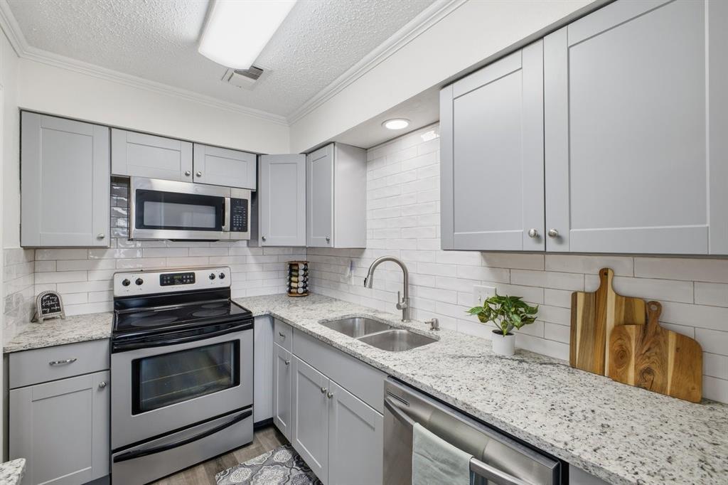 Indian Crk #2 Condo - Residential