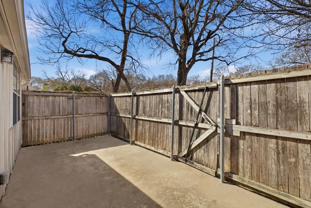 Indian Crk #2 Condo - Residential