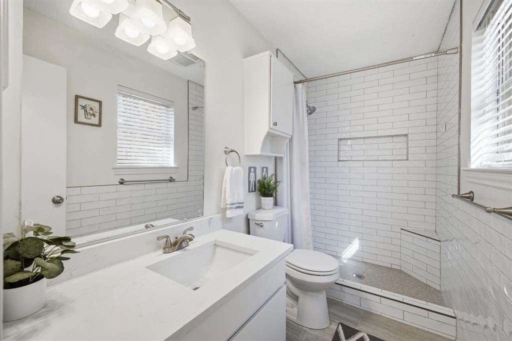 Indian Crk #2 Condo - Residential