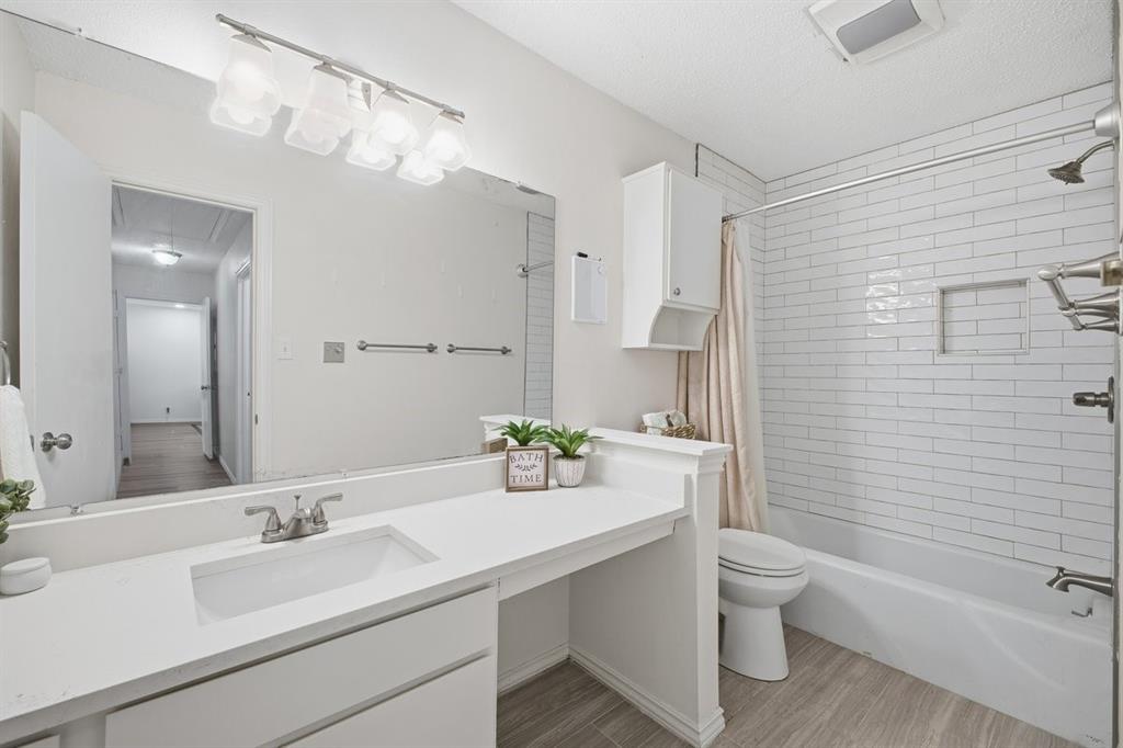 Indian Crk #2 Condo - Residential