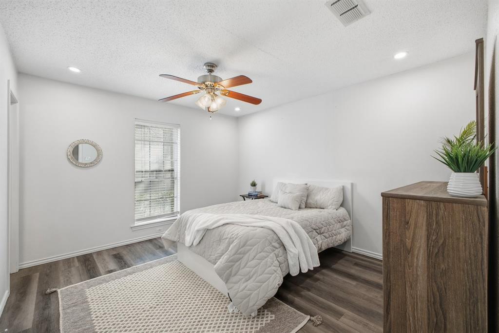 Indian Crk #2 Condo - Residential