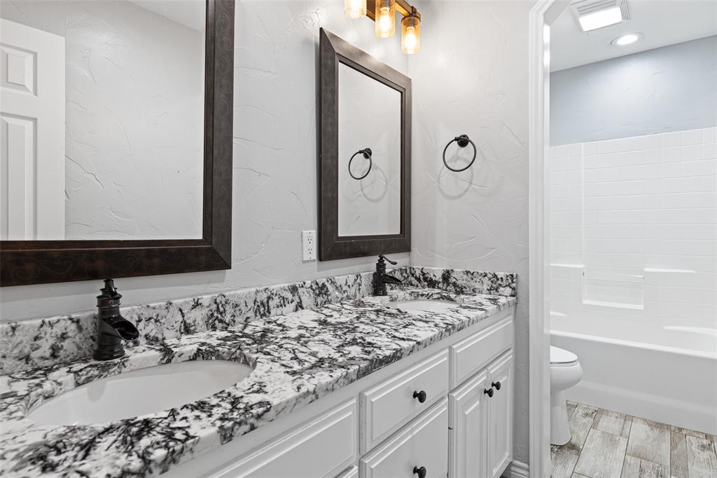 J PRADO - Residential