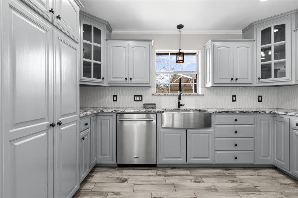 J PRADO - Residential