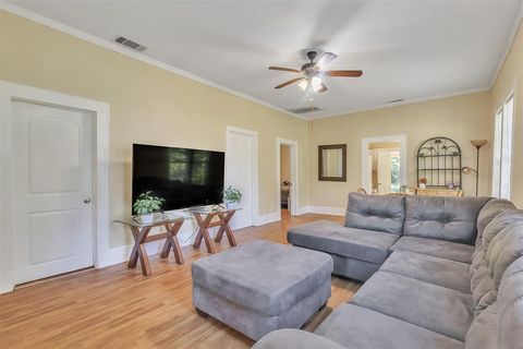 A home in Terrell