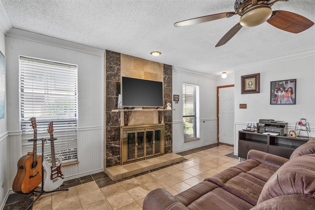 Cloisters Condo The - Residential